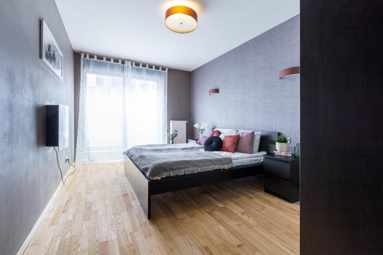 Friendhouse Apartments Angel City Krakau Buitenkant foto